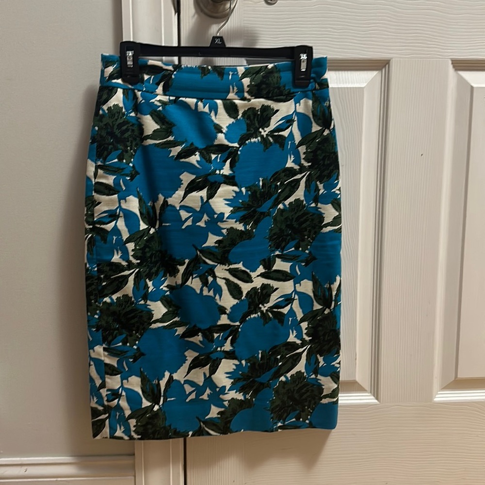 J. Crew Pencil Skirt size 2 new style G8458